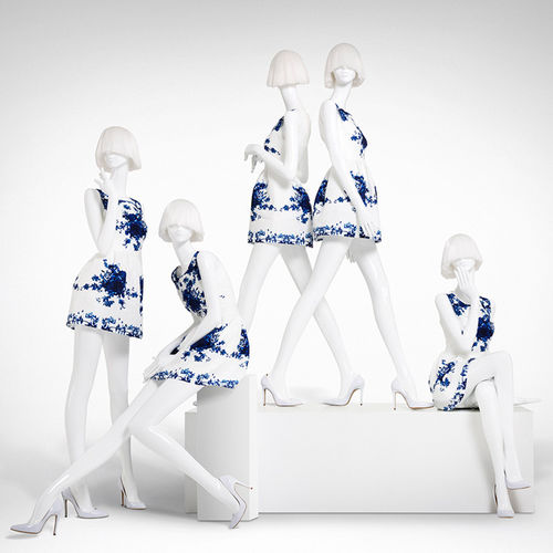Manichino donna - CELEBRATE LIFE - HANS BOODT MANNEQUINS - moda / in resina / seduto