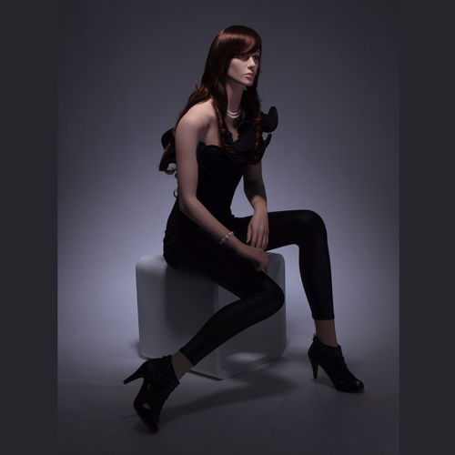 Manichino donna - PEARL - A2 MANNEQUIN - realista / seduto