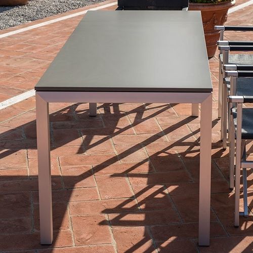 Tavolo contemporaneo - SUMMUM - RED SRL - in HPL / con supporto in alluminio / rettangolare