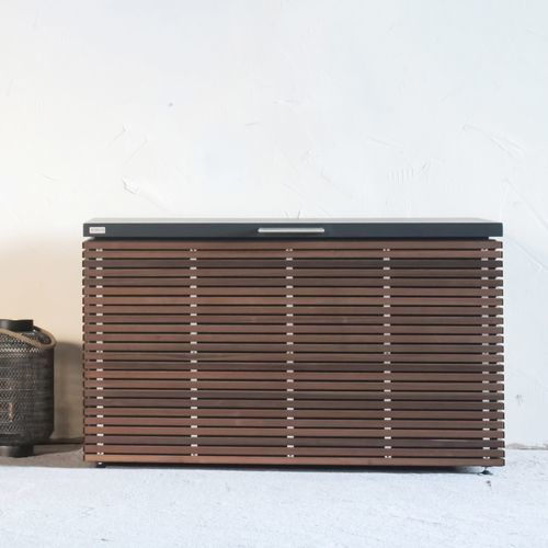 Cassapanca contemporanea - BOX  - CUBIC OUTDOOR LIVING - da giardino / in legno / per cuscini