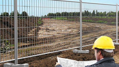Recinzione in rete metallica - AC15 - GBM BUILDING EQUIPMENTS - per spazi verdi / per cantiere / in acciaio