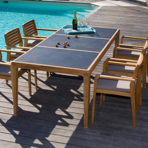 Tavolo da pranzo contemporaneo - AQUARIVA - Ezeis - in teak / in ceramica / in HPL