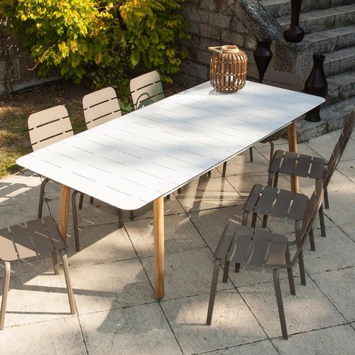 Tavolo da pranzo contemporaneo - ALICANTE - Ezeis - in alluminio / con supporto in teak / rettangolare