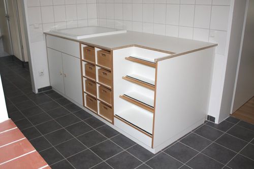 Fasciatoio in legno - DEBE.DECOR - DE BREUYN - autoportante / con lavabo / contract