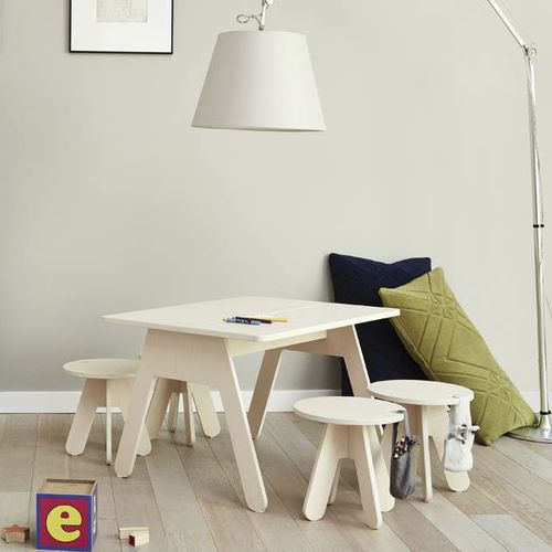 Tavolo contemporaneo - PEEKABOO  - KUTIKAI - in betulla / in legno compensato / con supporto in compensato