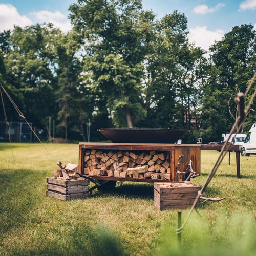 Barbecue a legna - O-T-01 - OFYR France - con rotelle / trasportabile / in corten
