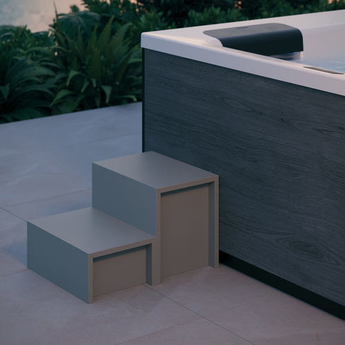Gradino in materiale composito - MAREA - Disenia - per spa / contemporaneo