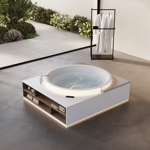 Vasca da bagno rotonda - ARETUSA - Disenia - ad isola / per ambiente abitativo / ad uso professionale