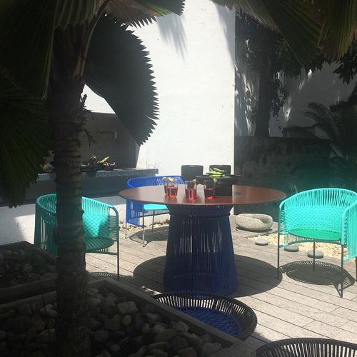 Tavolo da pranzo contemporaneo - CARIBE - ames - in acciaio / in plastica / rotondo