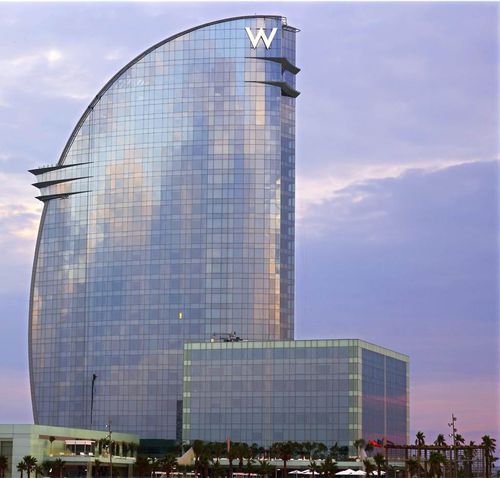 Sistema di facciata in alluminio - W HÔTEL - BARCELONA - Cantori srl - per frangisole / resistente alle intemperie / perforato