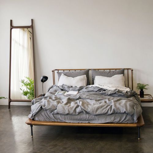 Letto matrimoniale - DISTRIKT  - District 8 - contemporaneo / con testiera / con comodini