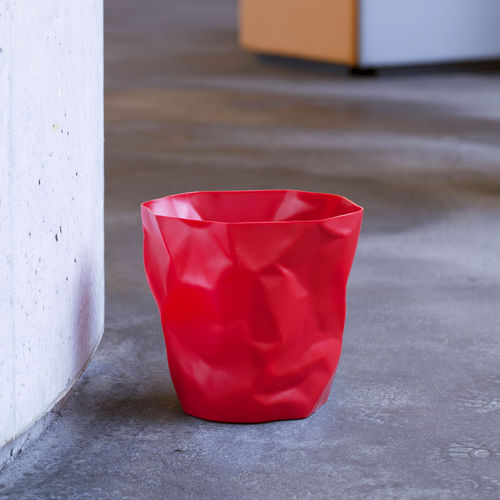 Cestino gettacarte in polietilene ad alta densità - Bin Bin - dESIGNoBJECT
