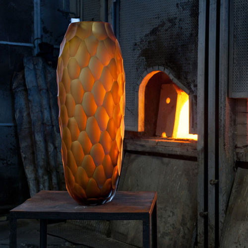 Vaso contemporaneo - BATTUTI - Alberto Dona - in vetro soffiato / fatto a mano / arancione