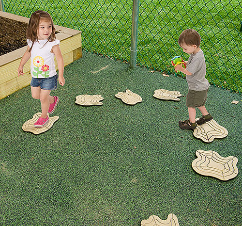 Percorso a ostacoli per parco giochi - STEPPING LOGS - Nature of Early Play