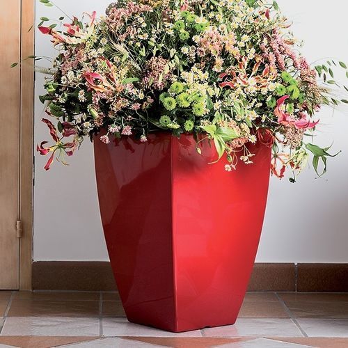 Vaso da giardino in polietilene rotostampato - CROMIA : PRISMA SQUARE - MONACIS - da appoggio / quadrato / per uso residenziale