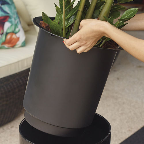 Vaso da giardino in polipropilene - SANTORINI  - Artevasi, S.A - da incasso / rotondo / per uso residenziale