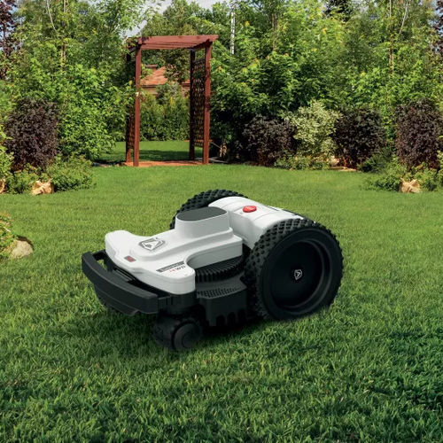 Tosaerba robotizzato - 4.0 Basic 4WD - Ambrogio Robot - elettrico a batteria / per terreni in pendenza / per grandi superfici