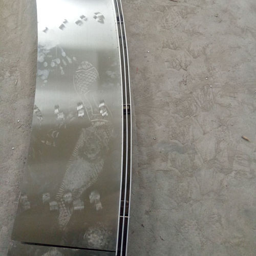 Griglia per canaletta in acciaio inossidabile - CURVED SLOT  - Fujian Yete Industry Co.,Ltd. - in acciaio galvanizzato / per spazio pubblico