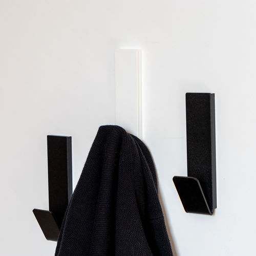 Appendiabiti da parete contemporaneo - LONG • basic - 3S design - in acciaio con rivestimento a polvere / individuale / nero