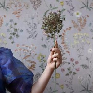 Carta da parati in stile - BOTANICA - Mr Perswall - in tessuto / in seta / con motivi floreali