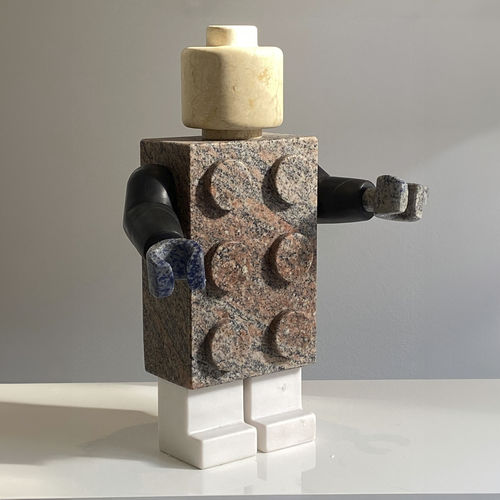 Scultura in marmo - BRICKMAN - San Polo Art Gallery | Contemporary Art & Design i - da esterno / fatta a mano / da giardino