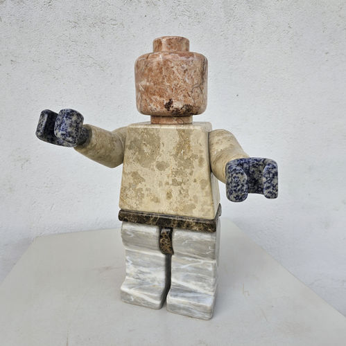Scultura in marmo - ARNALDO  - San Polo Art Gallery | Contemporary Art & Design i - da appoggio / per gallerie d'arte / blu