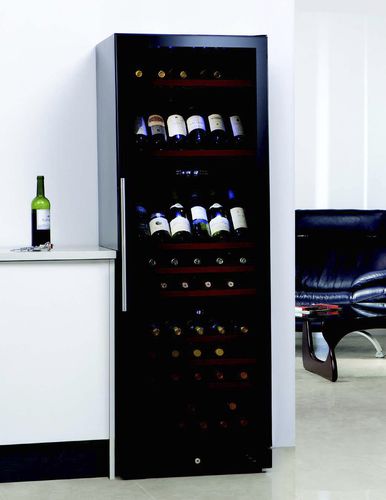 Cantinetta multitemperatura - KW3132GXB - Klugmann Hausgeraete GmbH - installazione libera / in acciaio inossidabile / in legno