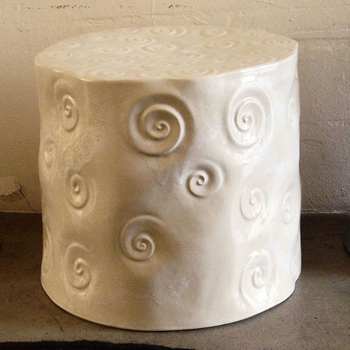 Sgabello contemporaneo - GRAN-SOUFFLI - Monolite Ipergres - in ceramica / con base centrale / fatto a mano