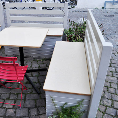 Panca per spazi pubblici contemporanea - VENUS - Monolite Ipergres - in legno / in laminato / con schienale