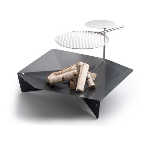 Tavolo design originale - TRIPLE TISCH - HÖFATS - in acciaio / rotondo / con riscaldamento integrato
