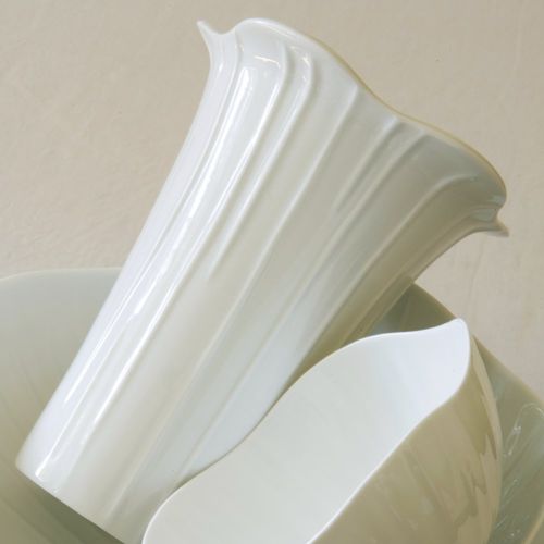 Vaso contemporaneo - LOTUS - Jacques Pergay - in porcellana di Limoges / fatto a mano