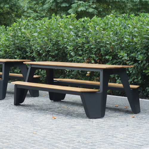 Tavolo da picnic contemporaneo - Rambler 84 - Shift - in legno massiccio / con supporto in alluminio / rettangolare