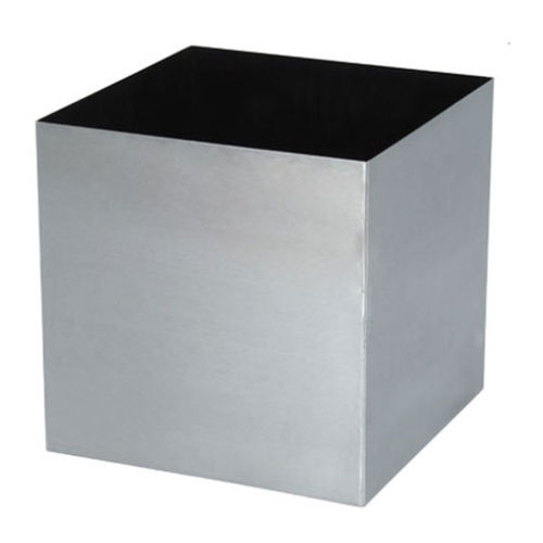 Fioriera in alluminio - Gover Horticulture LLC - cubo / contemporanea / contract