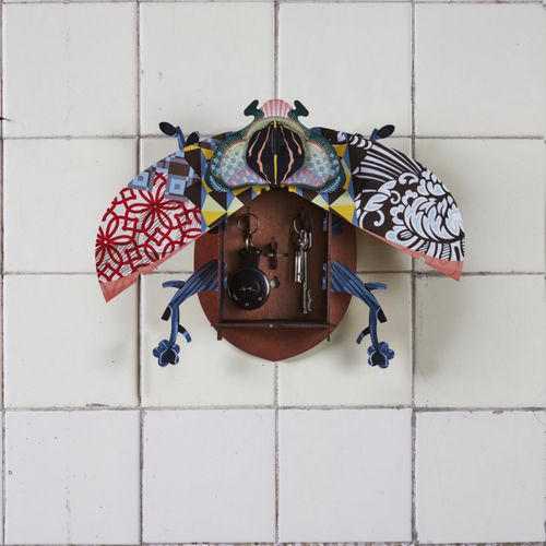 Mensola - JOHN - MIHO UNEXPECTED THING - design originale / in MDF / con contenitore