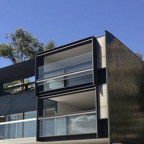 Pannello in vetro temprato - B FLAT DARK - GOSS Outdoor - laminato / per balcone