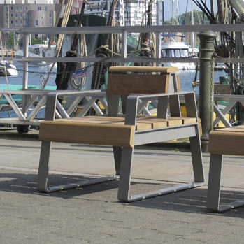Poltrona urbana in legno - RIBBON XL - Furnitubes - a slitta