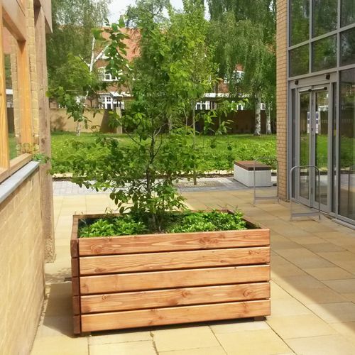 Fioriera in legno - SPRINGWELL - Bailey streetscene - quadrata / classica / per spazi pubblici