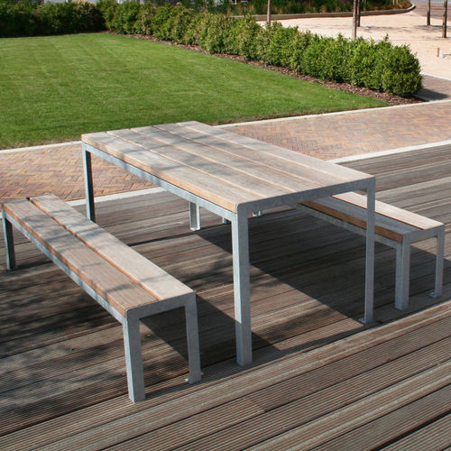 Tavolo da picnic contemporaneo - SPT318 - LANGLEY DESIGN - in legno / in acciaio galvanizzato / in plastica riciclata