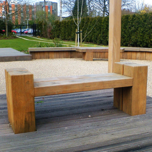 Panca per spazi pubblici contemporanea - TYPE 1 - Woodscape. - in legno / FSC / di lunga durata