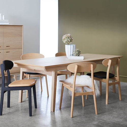 Tavolo da pranzo contemporaneo - FIFTY  - PBJ Design House - in rovere / in noce / in legno massiccio