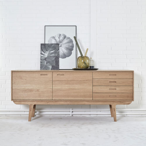 Credenza contemporanea - FIFTY - PBJ Design House - in rovere / in noce / in legno massiccio