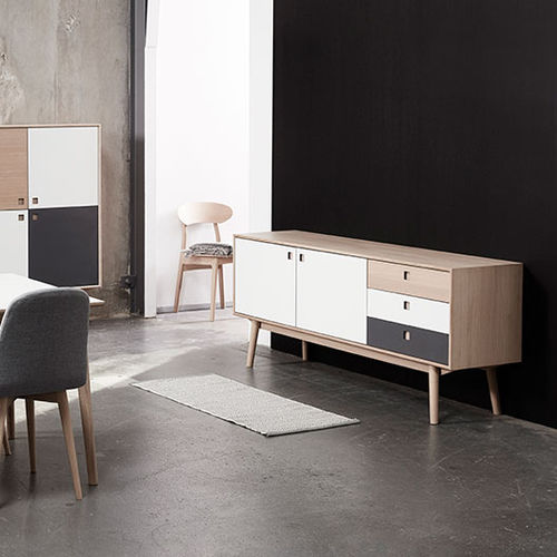 Credenza contemporanea - CITY - PBJ Design House - in rovere / in noce / in legno massiccio