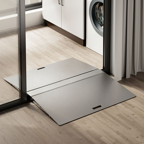 Rampa d'accesso in alluminio - RMP01 Series - LUMI LEGEND CORP. - per superamento soglia / portatile / pieghevole