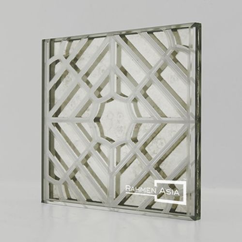 Pannello decorativo per arredamento - TOTEM - Rahmen (Asia) Limited - per mobile / in vetro / contract