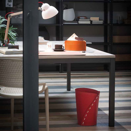 Cestino gettacarte in pelle - SERVUS - Limac Design®