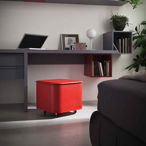 Pouf contemporaneo - PUFFO - Limac Design® - in pelle / in legno compensato / quadrato