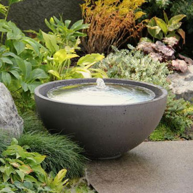 Fontana da giardino - DOME - solus - in calcestruzzo / in acciaio inossidabile lucido / contemporanea