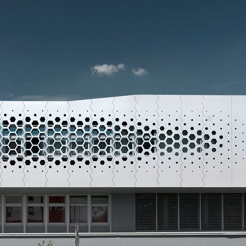 Rivestimento di facciata in pannelli - GOLDHAUBEN-WEBE - ALUCOBOND - in alluminio / in composito / a incastro