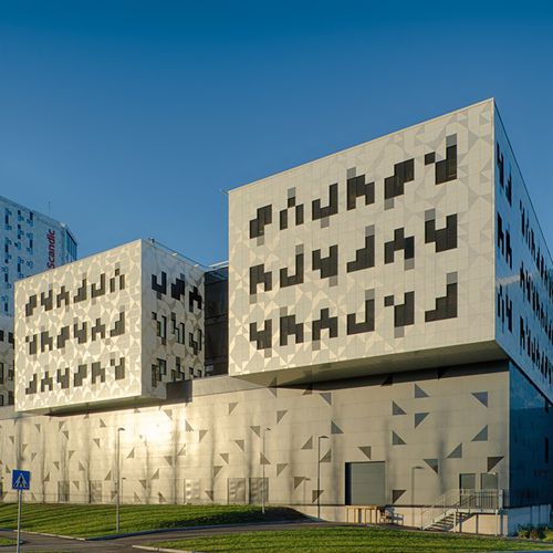 Rivestimento di facciata in pannelli - SCANDIC HOTEL TRONDHEIM - ALUCOBOND - in alluminio / in composito / a incastro
