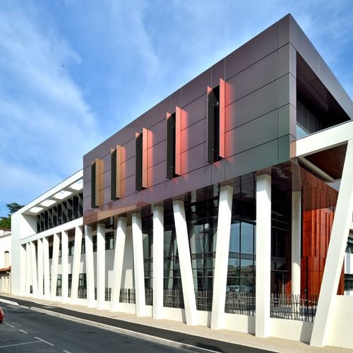 Rivestimento di facciata in pannelli - ALUCOBOND® SPECTRA - ALUCOBOND - in gesso / in alluminio / in composito